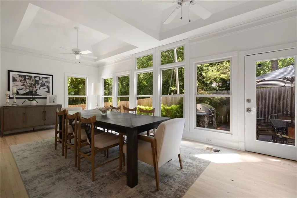 1533 Barrington Court Nw, Atlanta, Georgia 30327, 4 Bedrooms Bedrooms, ,3 BathroomsBathrooms,Residential,For Sale,1533 Barrington Court Nw,7615476