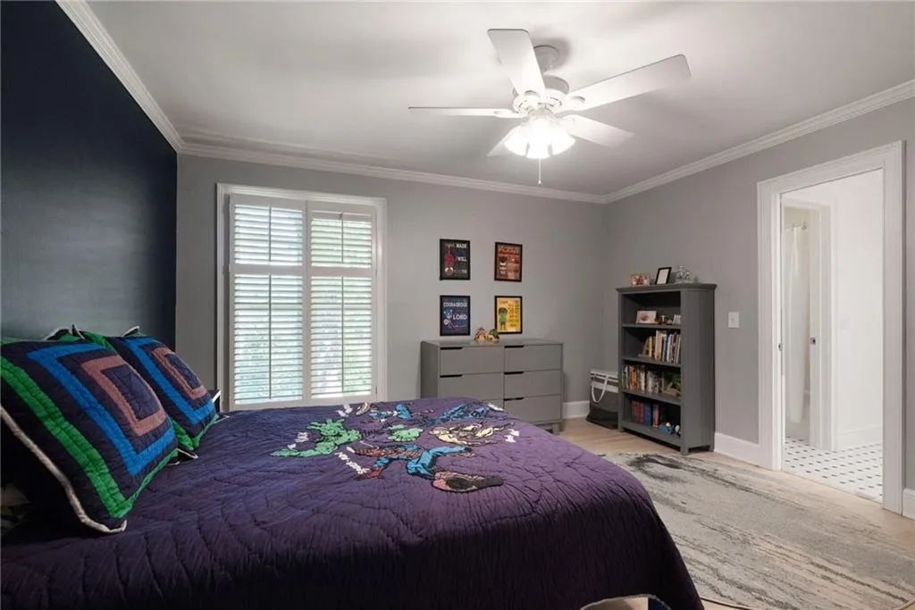 1533 Barrington Court Nw, Atlanta, Georgia 30327, 4 Bedrooms Bedrooms, ,3 BathroomsBathrooms,Residential,For Sale,1533 Barrington Court Nw,7615476
