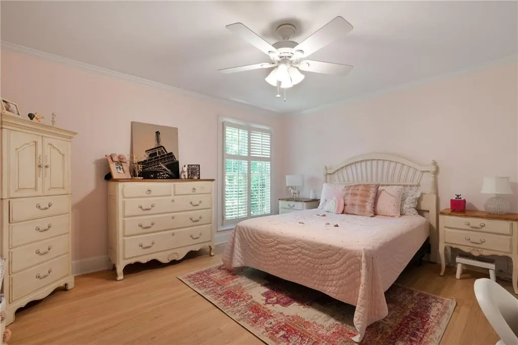 1533 Barrington Court Nw, Atlanta, Georgia 30327, 4 Bedrooms Bedrooms, ,3 BathroomsBathrooms,Residential,For Sale,1533 Barrington Court Nw,7615476