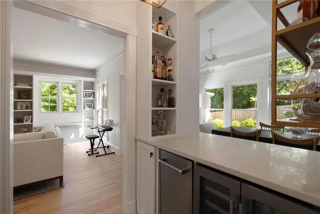 1533 Barrington Court Nw, Atlanta, Georgia 30327, 4 Bedrooms Bedrooms, ,3 BathroomsBathrooms,Residential,For Sale,1533 Barrington Court Nw,7615476
