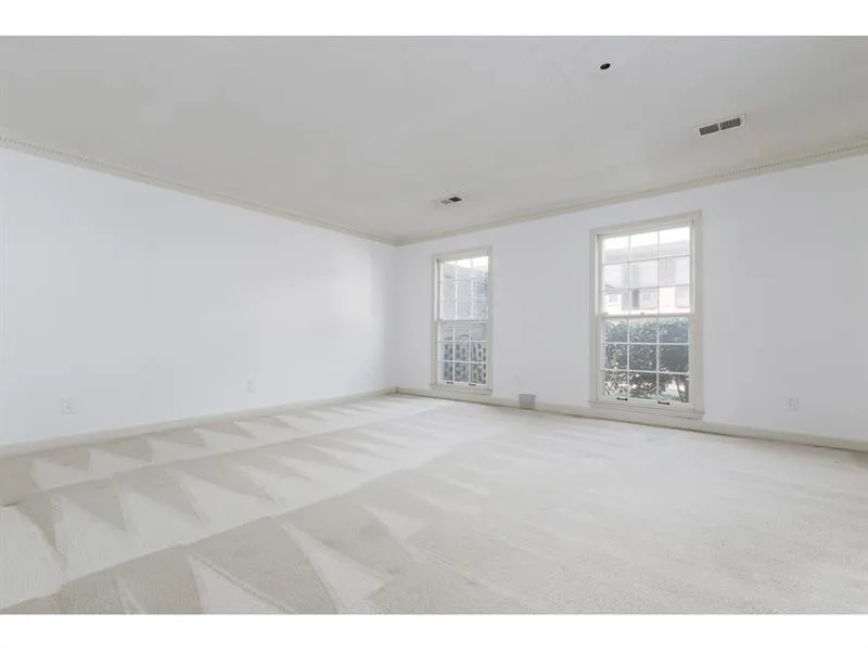 327 The Chace, Sandy Springs, Georgia 30328, 3 Bedrooms Bedrooms, ,2 BathroomsBathrooms,Residential,Sold,327 The Chace,6640690