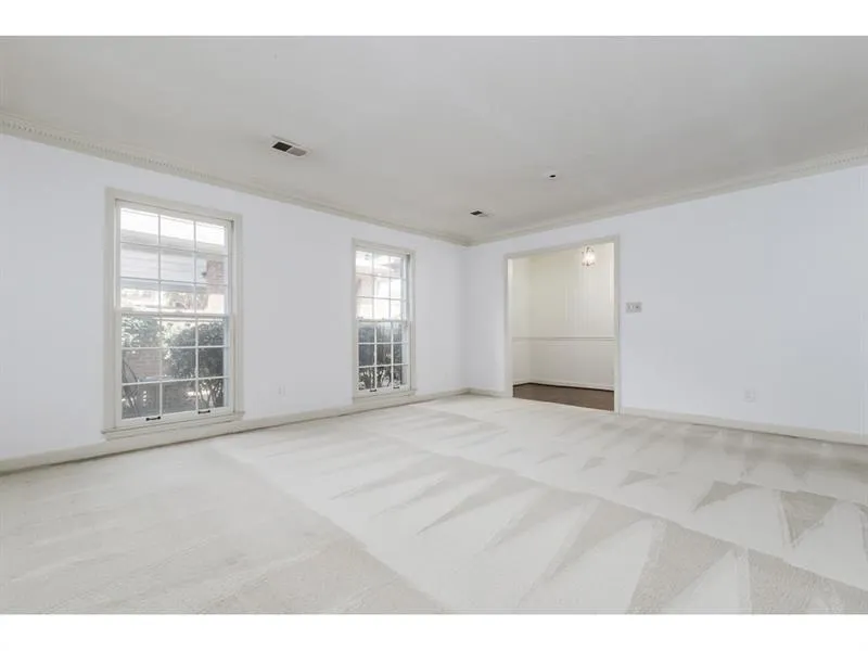 327 The Chace, Sandy Springs, Georgia 30328, 3 Bedrooms Bedrooms, ,2 BathroomsBathrooms,Residential,Sold,327 The Chace,6640690