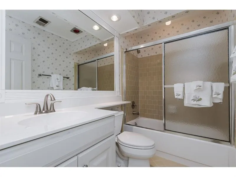 327 The Chace, Sandy Springs, Georgia 30328, 3 Bedrooms Bedrooms, ,2 BathroomsBathrooms,Residential,Sold,327 The Chace,6640690