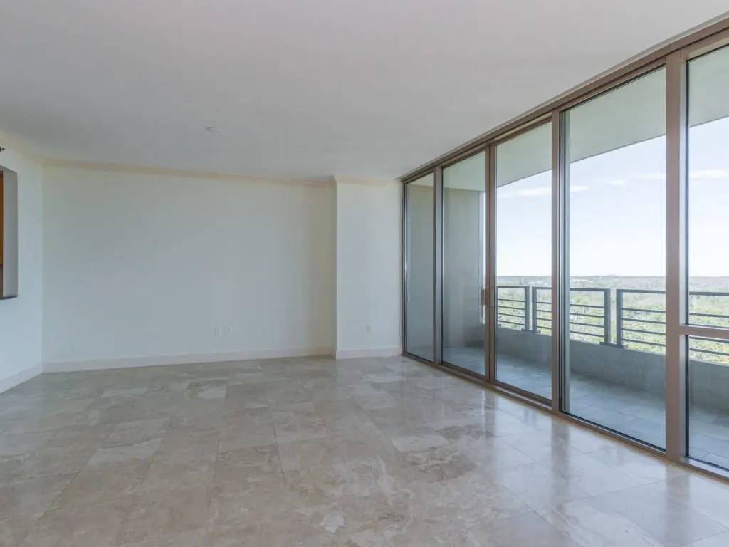 700 Park Regency Place Unit 2206, Atlanta, Georgia 30326, 2 Bedrooms Bedrooms, ,2 BathroomsBathrooms,Residential,Sold,700 Park Regency Place Unit 2206,5767129