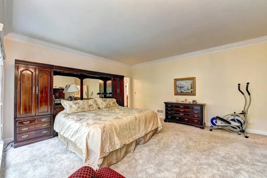 9580 Marsh Cove Court, Sandy Springs, Georgia 30350, 6 Bedrooms Bedrooms, ,5 BathroomsBathrooms,Residential,Sold,9580 Marsh Cove Court,6063741