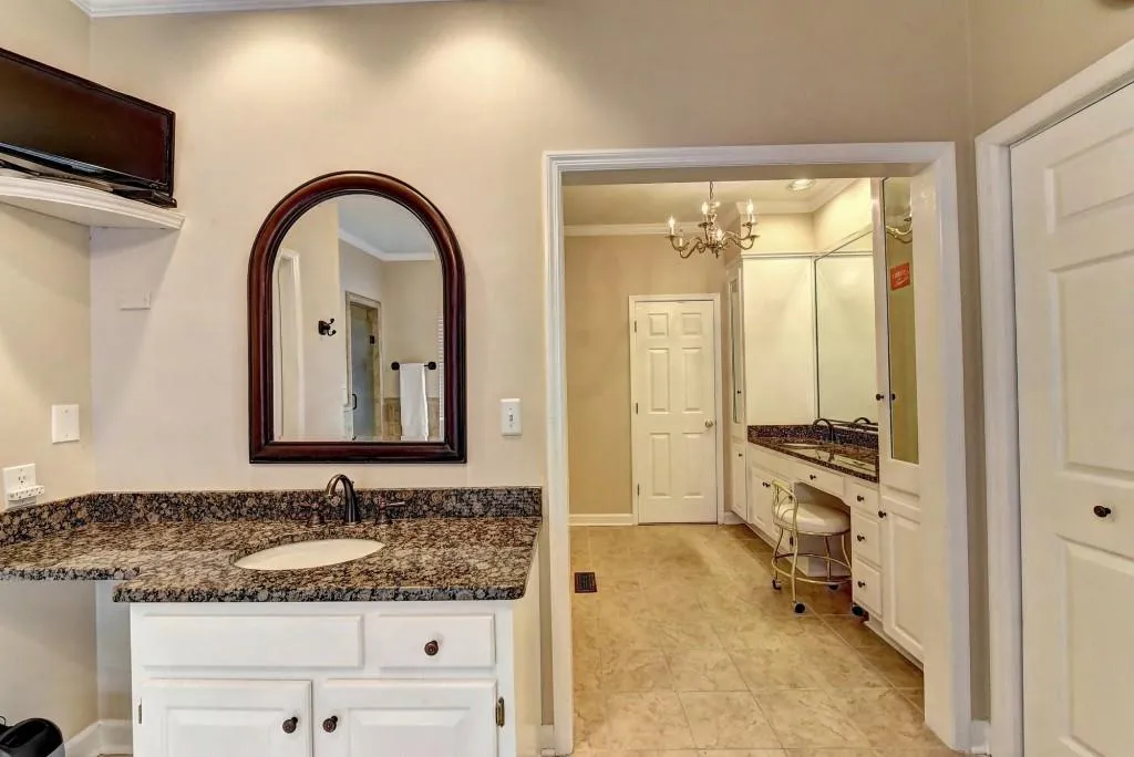 9580 Marsh Cove Court, Sandy Springs, Georgia 30350, 6 Bedrooms Bedrooms, ,5 BathroomsBathrooms,Residential,Sold,9580 Marsh Cove Court,6063741