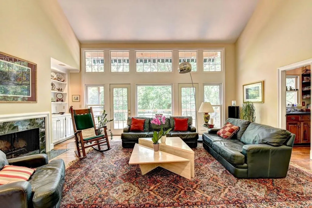 9580 Marsh Cove Court, Sandy Springs, Georgia 30350, 6 Bedrooms Bedrooms, ,5 BathroomsBathrooms,Residential,Sold,9580 Marsh Cove Court,6063741