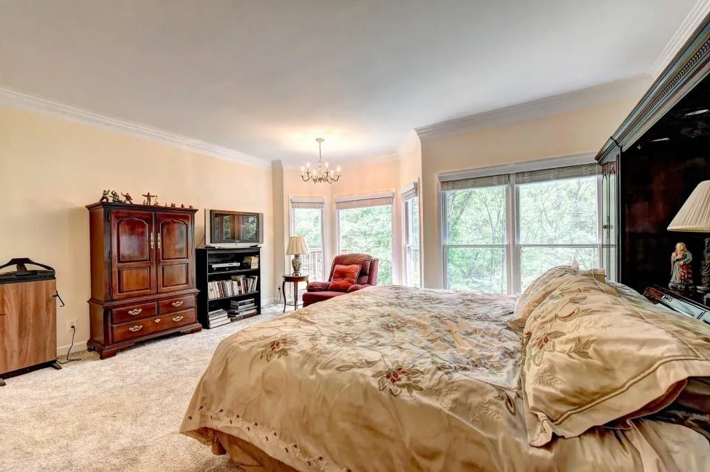 9580 Marsh Cove Court, Sandy Springs, Georgia 30350, 6 Bedrooms Bedrooms, ,5 BathroomsBathrooms,Residential,Sold,9580 Marsh Cove Court,6063741