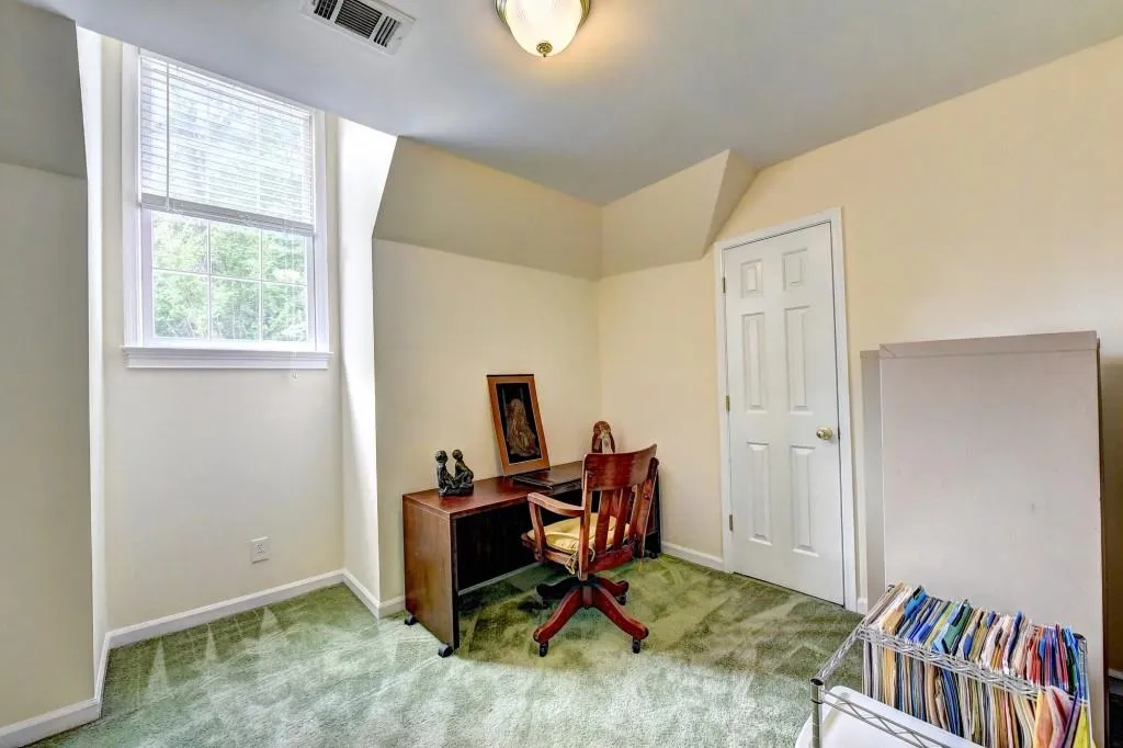 9580 Marsh Cove Court, Sandy Springs, Georgia 30350, 6 Bedrooms Bedrooms, ,5 BathroomsBathrooms,Residential,Sold,9580 Marsh Cove Court,6063741