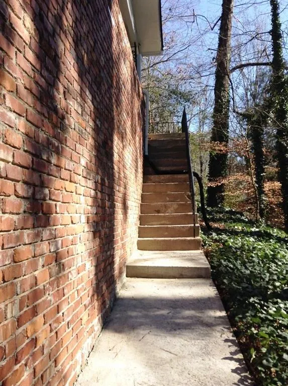 130 Finchley Court, Sandy Springs, Georgia 30328, 3 Bedrooms Bedrooms, ,2 BathroomsBathrooms,Residential,Sold,130 Finchley Court,5947829