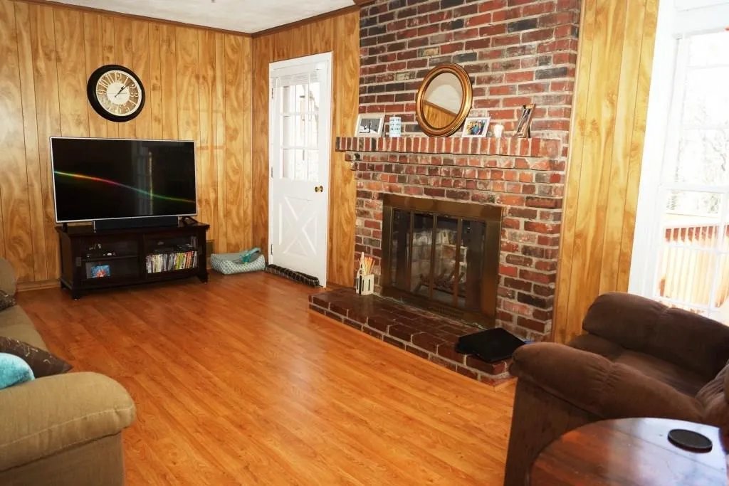 130 Finchley Court, Sandy Springs, Georgia 30328, 3 Bedrooms Bedrooms, ,2 BathroomsBathrooms,Residential,Sold,130 Finchley Court,5947829