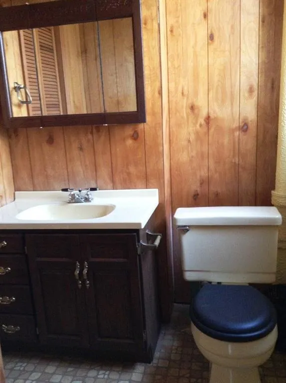 130 Finchley Court, Sandy Springs, Georgia 30328, 3 Bedrooms Bedrooms, ,2 BathroomsBathrooms,Residential,Sold,130 Finchley Court,5947829