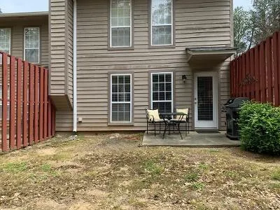 1001 Masons Creek Circle, Sandy Springs, Georgia 30350, 2 Bedrooms Bedrooms, ,2 BathroomsBathrooms,Residential,Sold,1001 Masons Creek Circle,6703088