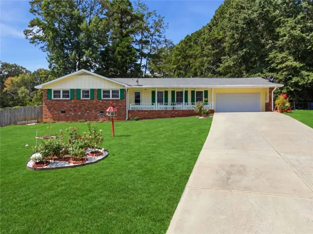 393 Greenleaf Court Nw, Lilburn, Georgia 30047