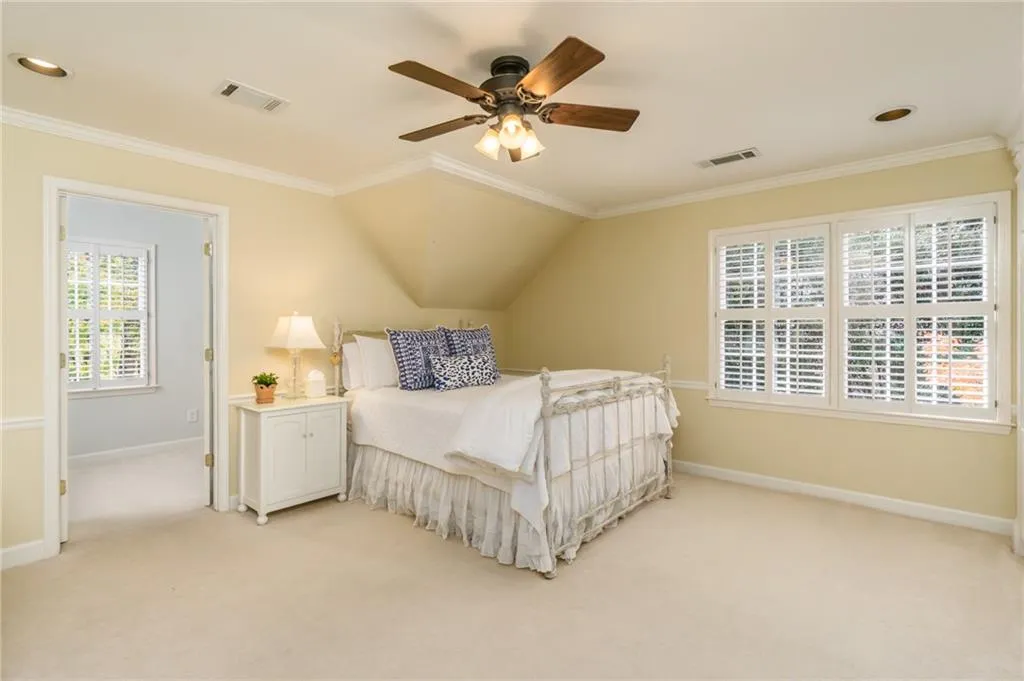 7710 Dunvegan Close, Sandy Springs, Georgia 30350, 4 Bedrooms Bedrooms, ,3 BathroomsBathrooms,Residential,Sold,7710 Dunvegan Close,7134185