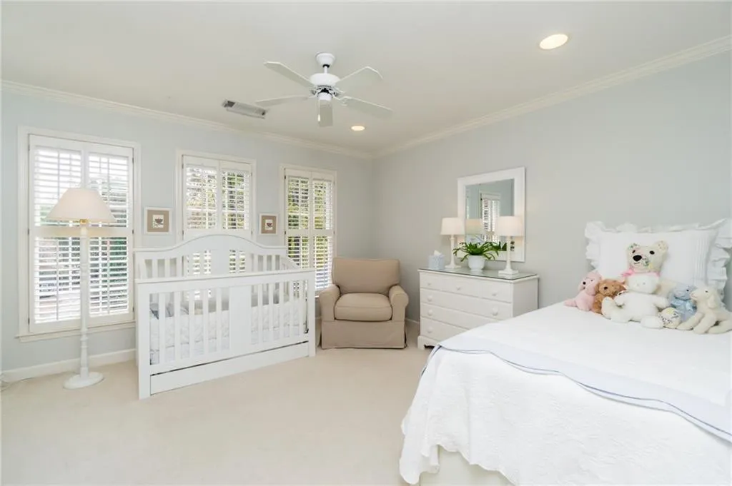 7710 Dunvegan Close, Sandy Springs, Georgia 30350, 4 Bedrooms Bedrooms, ,3 BathroomsBathrooms,Residential,Sold,7710 Dunvegan Close,7134185