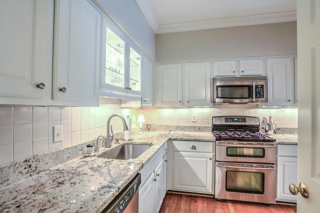 5996 Mitchell Road Unit 27, Atlanta, Georgia 30328, 3 Bedrooms Bedrooms, ,3 BathroomsBathrooms,Residential,Sold,5996 Mitchell Road Unit 27,6597482