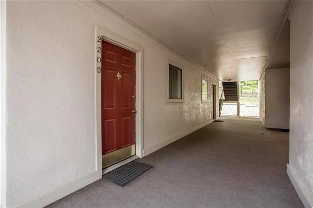 2209 Huntingdon Chase, Sandy Springs, Georgia 30350, 1 Bedroom Bedrooms, ,1 BathroomBathrooms,Residential,Sold,2209 Huntingdon Chase,7035298