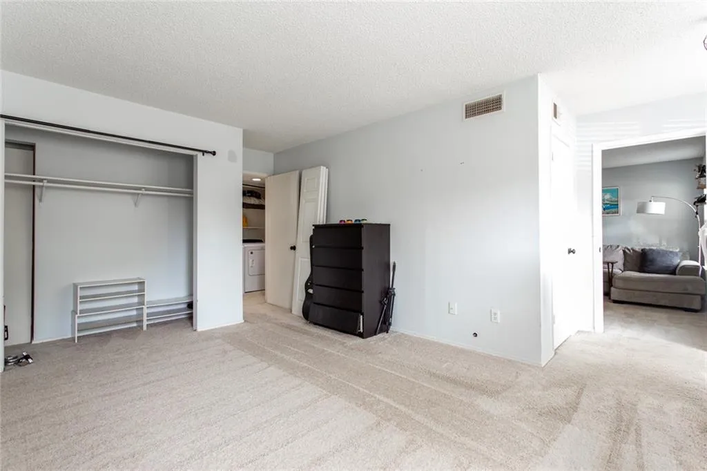 2209 Huntingdon Chase, Sandy Springs, Georgia 30350, 1 Bedroom Bedrooms, ,1 BathroomBathrooms,Residential,Sold,2209 Huntingdon Chase,7035298