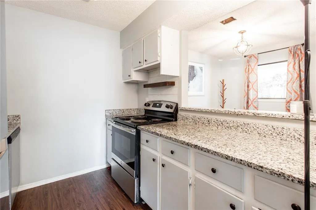 2209 Huntingdon Chase, Sandy Springs, Georgia 30350, 1 Bedroom Bedrooms, ,1 BathroomBathrooms,Residential,Sold,2209 Huntingdon Chase,7035298