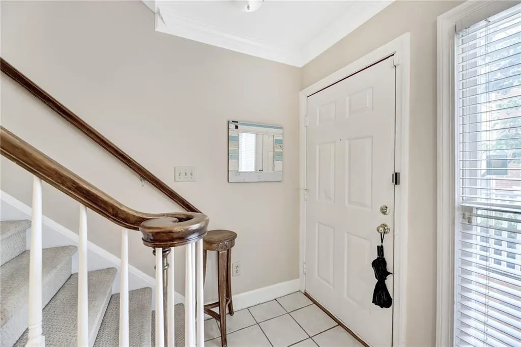 7500 Roswell Road Unit 28, Sandy Springs, Georgia 30350, 2 Bedrooms Bedrooms, ,2 BathroomsBathrooms,Residential,Sold,7500 Roswell Road Unit 28,6917547