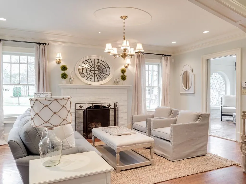 2111 Mckinley Road Nw, Atlanta, Georgia 30318, 5 Bedrooms Bedrooms, ,4 BathroomsBathrooms,Residential,Sold,2111 Mckinley Road Nw,5807072