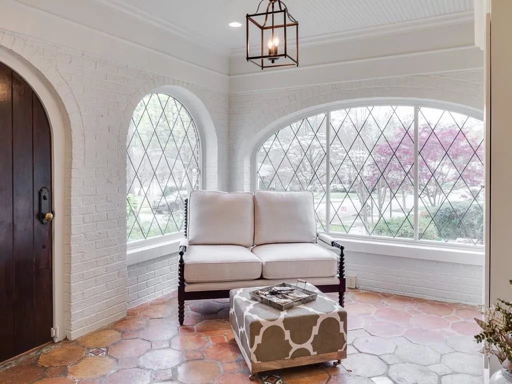 2111 Mckinley Road Nw, Atlanta, Georgia 30318, 5 Bedrooms Bedrooms, ,4 BathroomsBathrooms,Residential,Sold,2111 Mckinley Road Nw,5807072