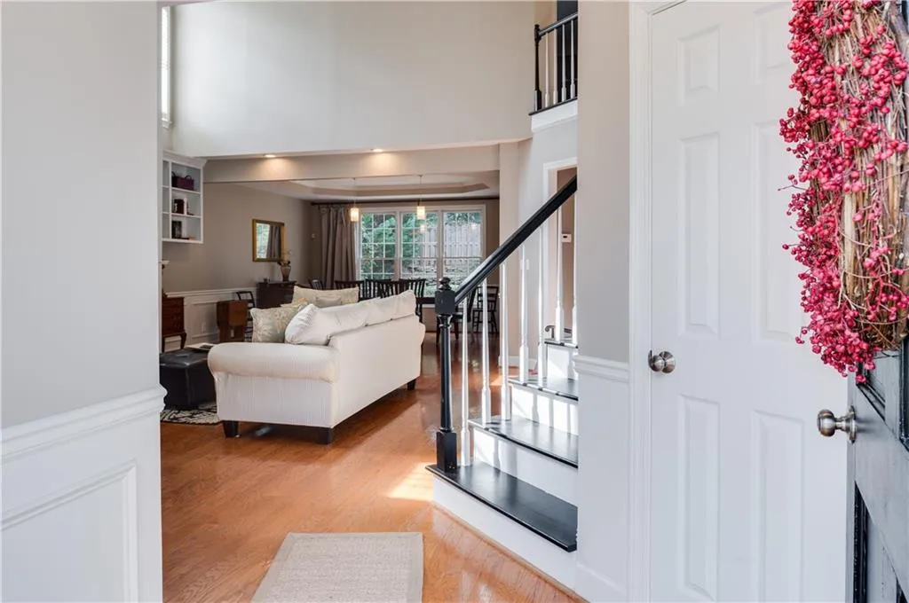 4580 Windsor Park Place Ne, Sandy Springs, Georgia 30342, 3 Bedrooms Bedrooms, ,2 BathroomsBathrooms,Residential,Sold,4580 Windsor Park Place Ne,5798094