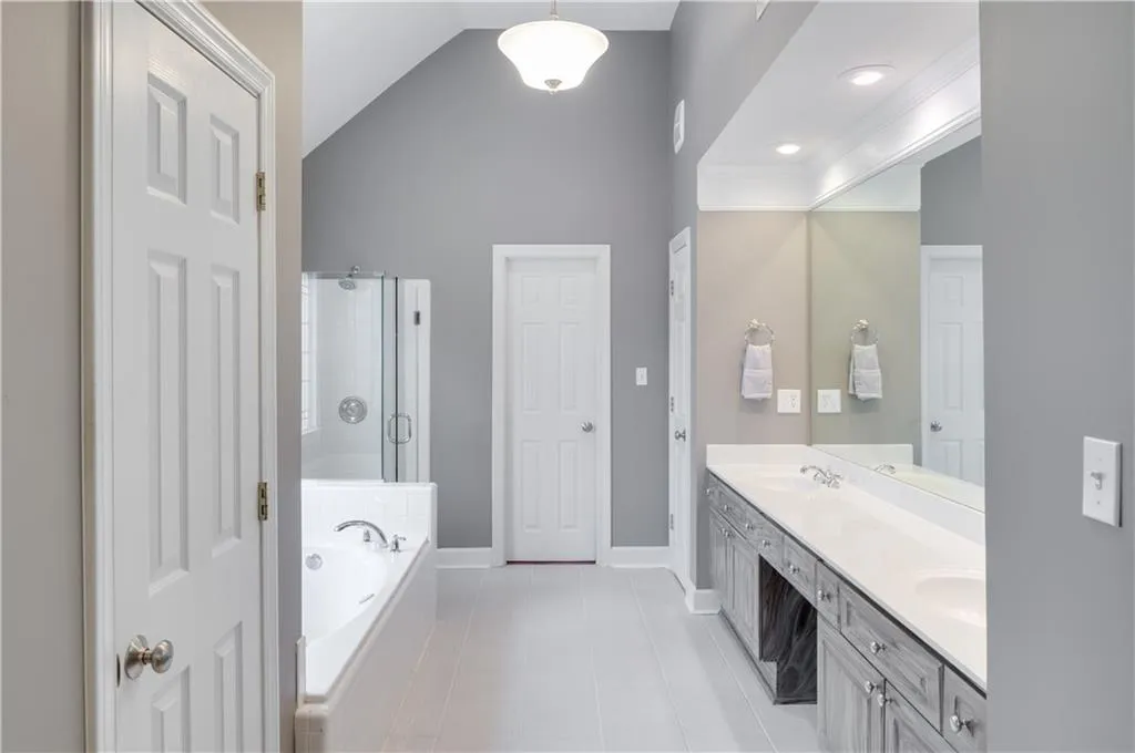 4580 Windsor Park Place Ne, Sandy Springs, Georgia 30342, 3 Bedrooms Bedrooms, ,2 BathroomsBathrooms,Residential,Sold,4580 Windsor Park Place Ne,5798094