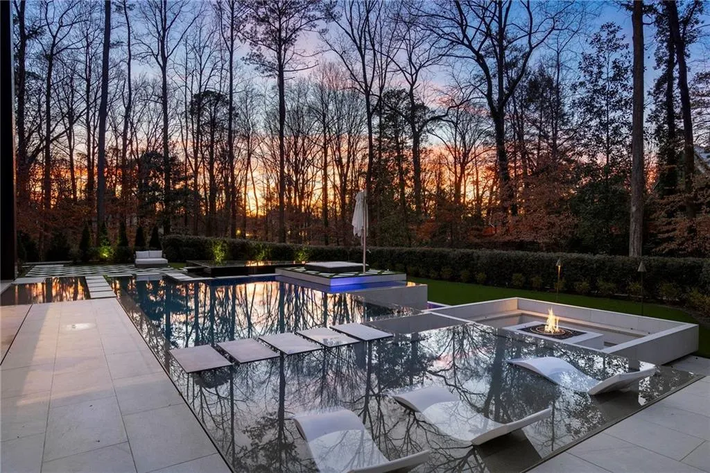 415 River Valley Road, Atlanta, Georgia 30328, 4 Bedrooms Bedrooms, ,4 BathroomsBathrooms,Residential,For Sale,415 River Valley Road,7698371