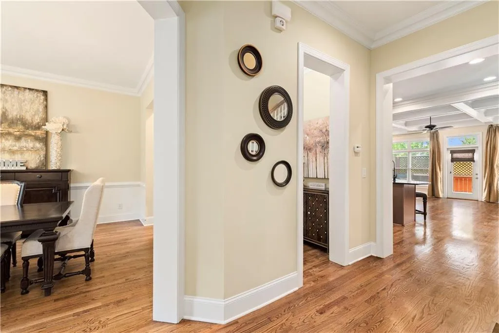 661 Lockton Place, Sandy Springs, Georgia 30342, 3 Bedrooms Bedrooms, ,4 BathroomsBathrooms,Residential,Sold,661 Lockton Place,6887447