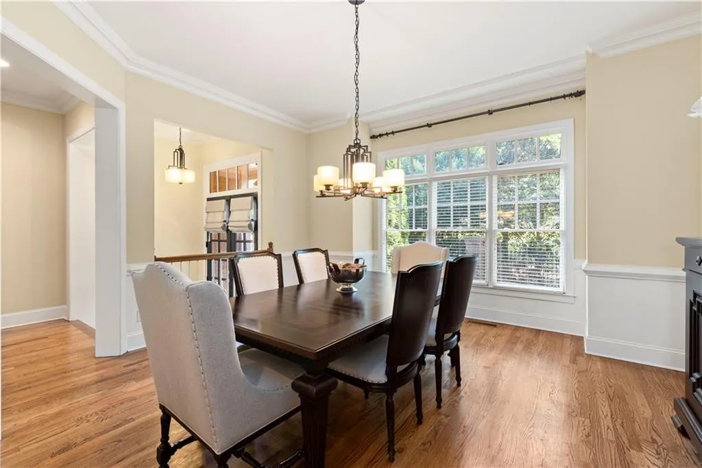 661 Lockton Place, Sandy Springs, Georgia 30342, 3 Bedrooms Bedrooms, ,4 BathroomsBathrooms,Residential,Sold,661 Lockton Place,6887447