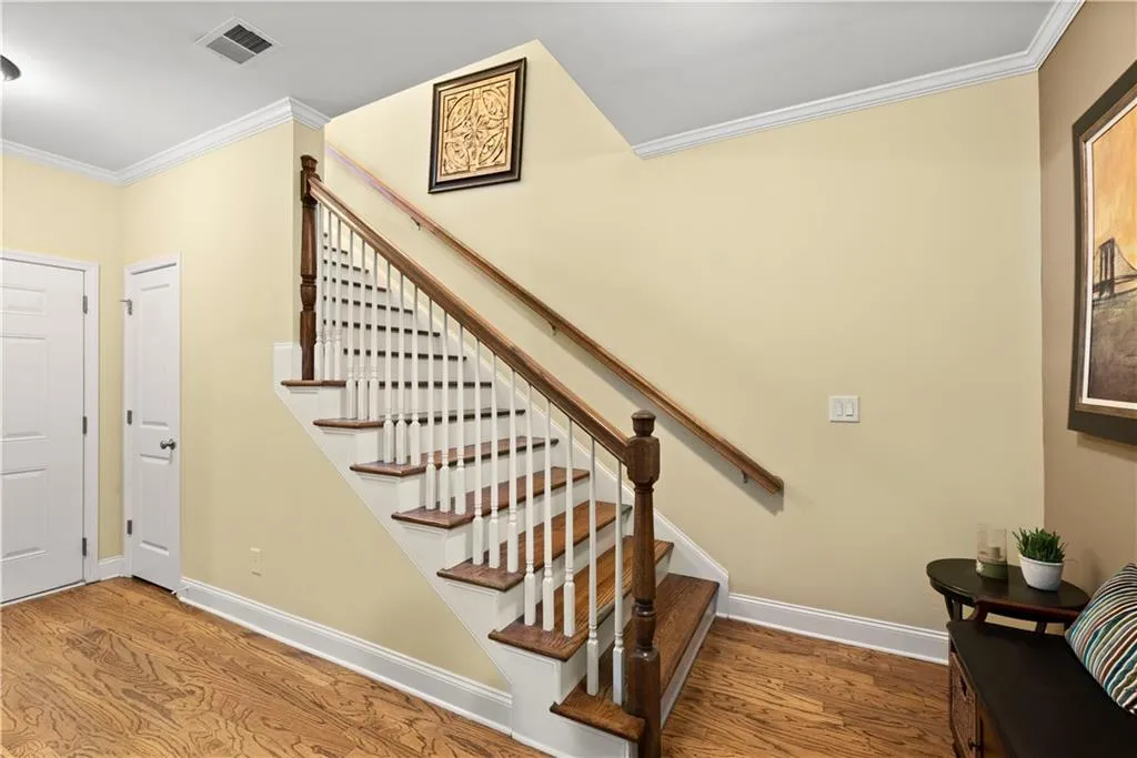 661 Lockton Place, Sandy Springs, Georgia 30342, 3 Bedrooms Bedrooms, ,4 BathroomsBathrooms,Residential,Sold,661 Lockton Place,6887447