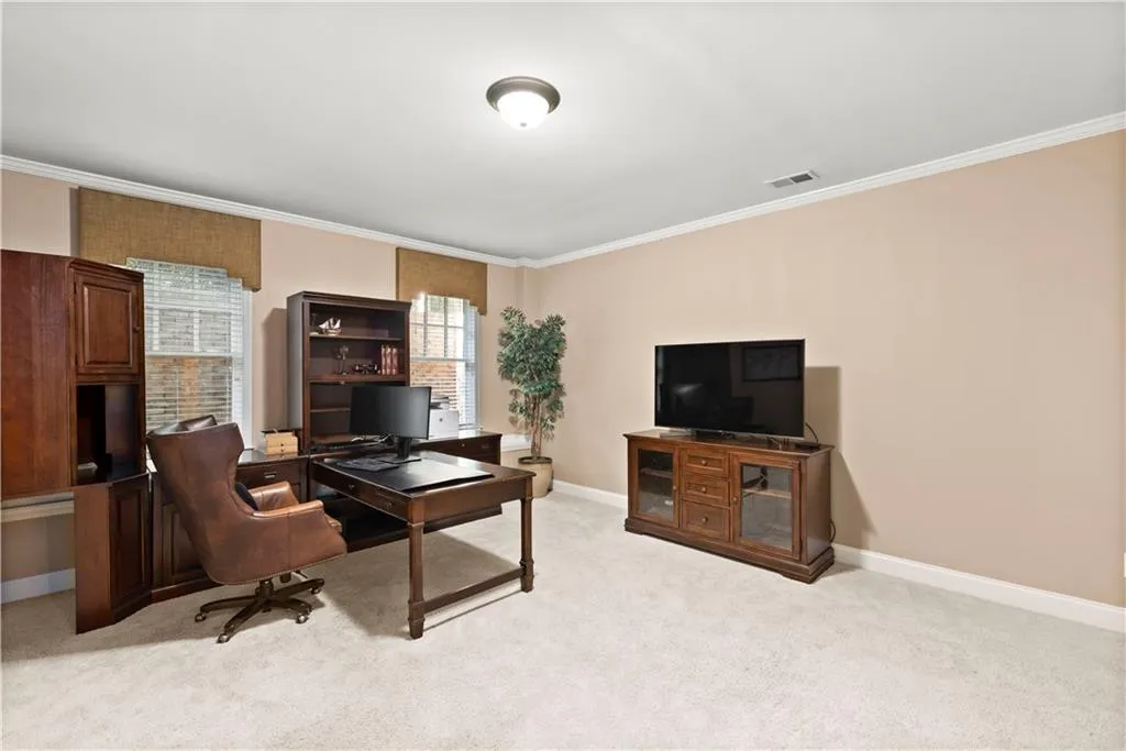 661 Lockton Place, Sandy Springs, Georgia 30342, 3 Bedrooms Bedrooms, ,4 BathroomsBathrooms,Residential,Sold,661 Lockton Place,6887447