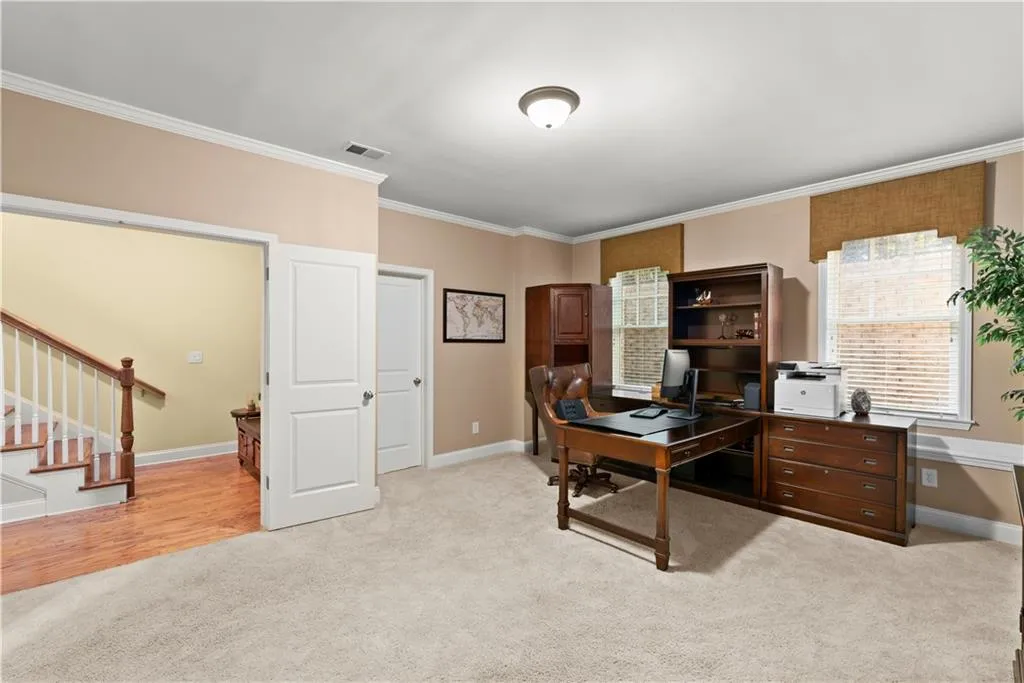 661 Lockton Place, Sandy Springs, Georgia 30342, 3 Bedrooms Bedrooms, ,4 BathroomsBathrooms,Residential,Sold,661 Lockton Place,6887447