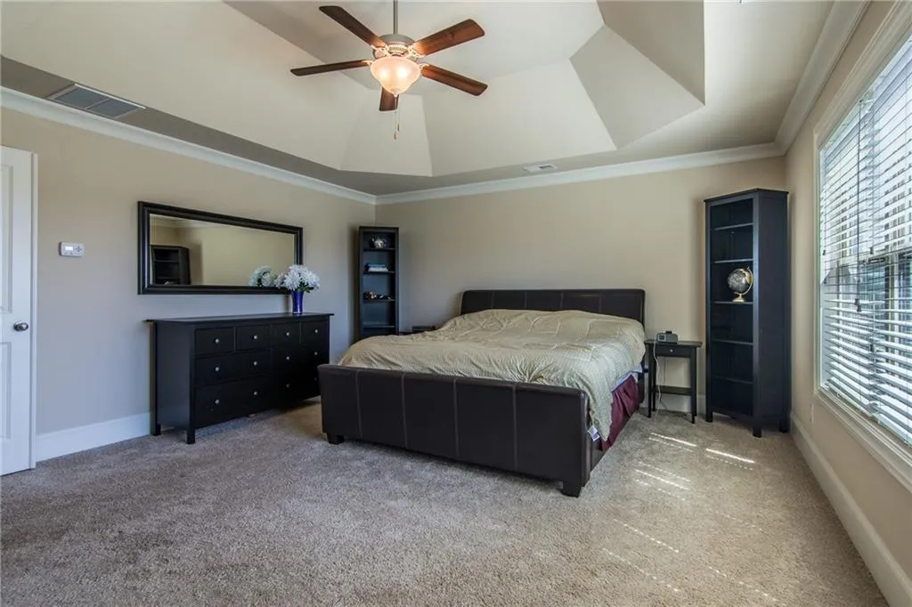 7625 Highland Bluff, Atlanta, Georgia 30328, 4 Bedrooms Bedrooms, ,3 BathroomsBathrooms,Residential,Sold,7625 Highland Bluff,5989835