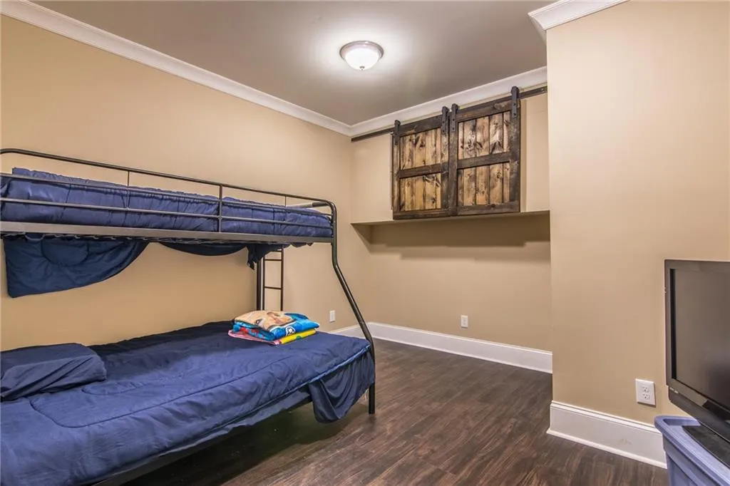 7625 Highland Bluff, Atlanta, Georgia 30328, 4 Bedrooms Bedrooms, ,3 BathroomsBathrooms,Residential,Sold,7625 Highland Bluff,5989835