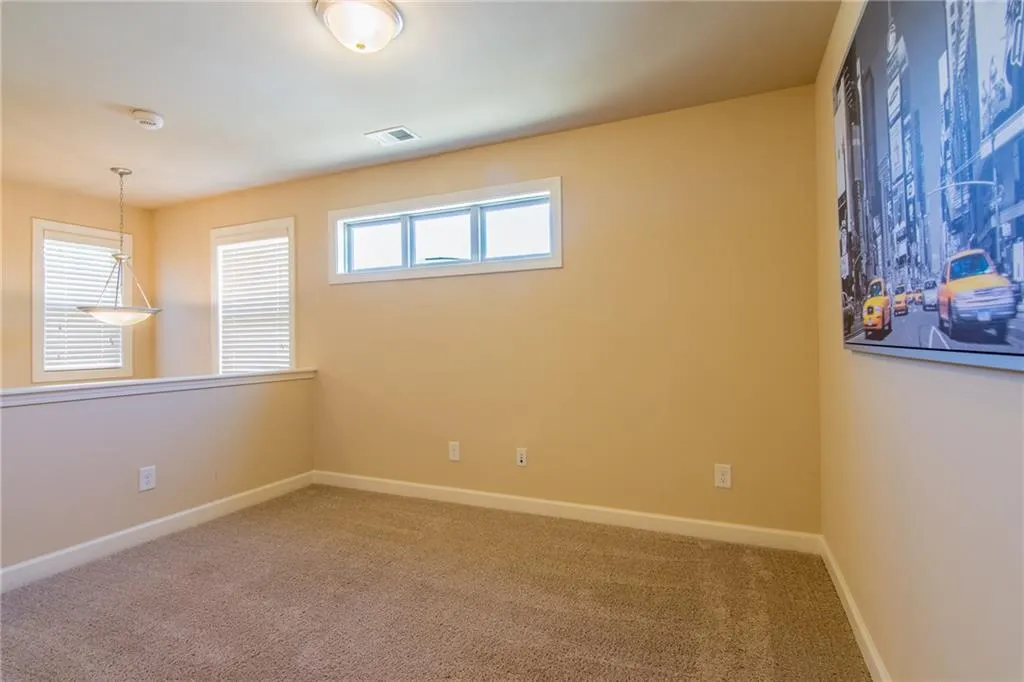 7625 Highland Bluff, Atlanta, Georgia 30328, 4 Bedrooms Bedrooms, ,3 BathroomsBathrooms,Residential,Sold,7625 Highland Bluff,5989835