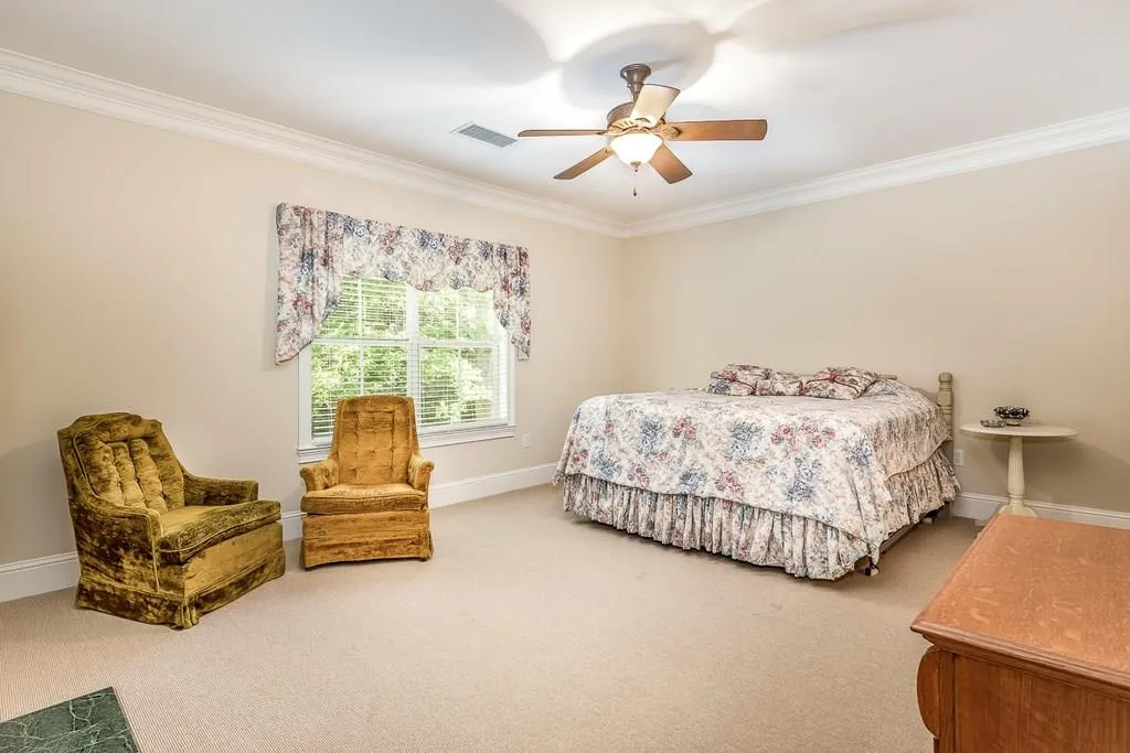 5413 Glenridge Cove, Atlanta, Georgia 30342, 3 Bedrooms Bedrooms, ,3 BathroomsBathrooms,Residential,Sold,5413 Glenridge Cove,6024956