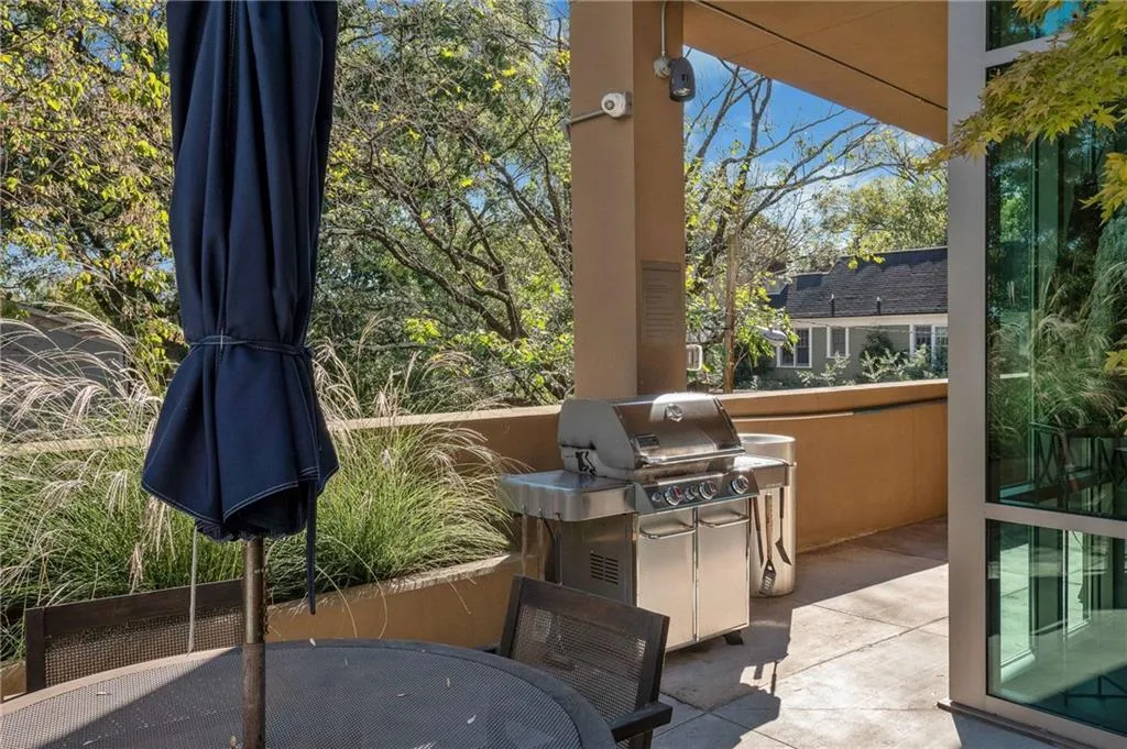 905 Juniper Street Ne Unit 512, Atlanta, Georgia 30309, 3 Bedrooms Bedrooms, ,3 BathroomsBathrooms,Residential,For Sale,905 Juniper Street Ne Unit 512,7649412