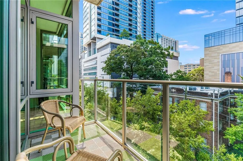 905 Juniper Street Ne Unit 512, Atlanta, Georgia 30309, 3 Bedrooms Bedrooms, ,3 BathroomsBathrooms,Residential,For Sale,905 Juniper Street Ne Unit 512,7649412