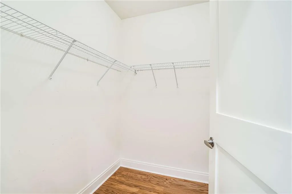 905 Juniper Street Ne Unit 512, Atlanta, Georgia 30309, 3 Bedrooms Bedrooms, ,3 BathroomsBathrooms,Residential,For Sale,905 Juniper Street Ne Unit 512,7649412