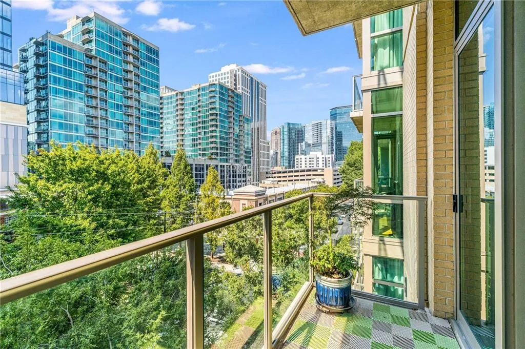 905 Juniper Street Ne Unit 512, Atlanta, Georgia 30309, 3 Bedrooms Bedrooms, ,3 BathroomsBathrooms,Residential,For Sale,905 Juniper Street Ne Unit 512,7649412