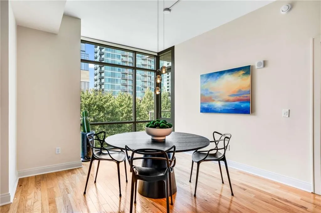 905 Juniper Street Ne Unit 512, Atlanta, Georgia 30309, 3 Bedrooms Bedrooms, ,3 BathroomsBathrooms,Residential,For Sale,905 Juniper Street Ne Unit 512,7649412