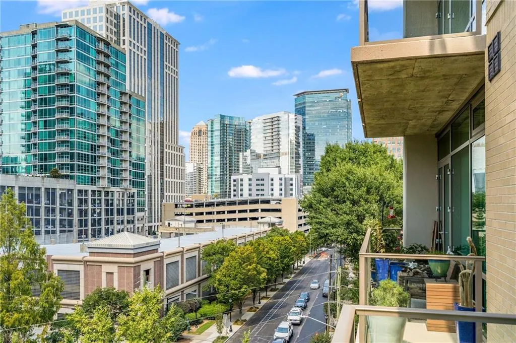 905 Juniper Street Ne Unit 512, Atlanta, Georgia 30309, 3 Bedrooms Bedrooms, ,3 BathroomsBathrooms,Residential,For Sale,905 Juniper Street Ne Unit 512,7649412
