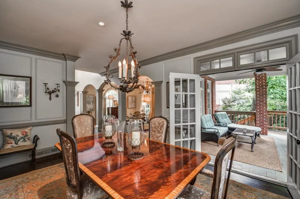 125 Crestwicke Trace, Atlanta, Georgia 30319, 5 Bedrooms Bedrooms, ,4 BathroomsBathrooms,Residential,Sold,125 Crestwicke Trace,6052244
