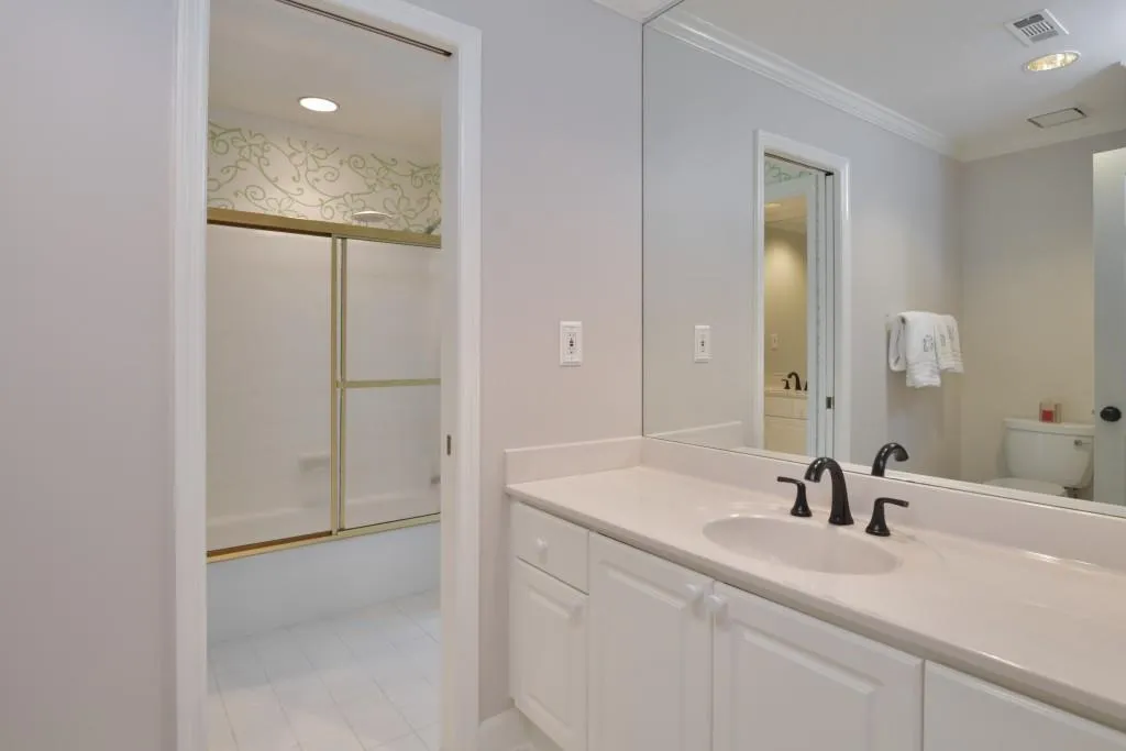 125 Crestwicke Trace, Atlanta, Georgia 30319, 5 Bedrooms Bedrooms, ,4 BathroomsBathrooms,Residential,Sold,125 Crestwicke Trace,6052244