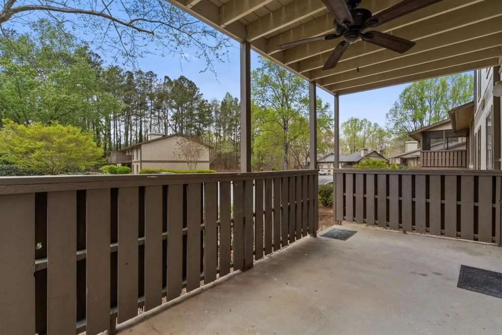 1106 Woodcliff Drive, Sandy Springs, Georgia 30350, 2 Bedrooms Bedrooms, ,2 BathroomsBathrooms,Residential,Sold,1106 Woodcliff Drive,6867505