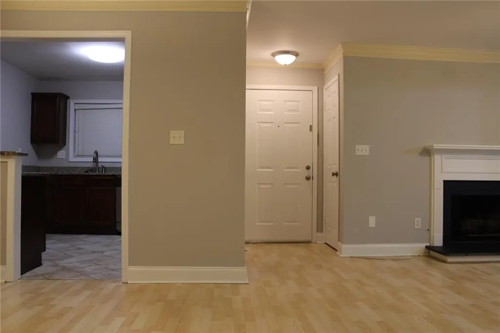 704 Vicksburg Place, Atlanta, Georgia 30350, 3 Bedrooms Bedrooms, ,2 BathroomsBathrooms,Residential,Sold,704 Vicksburg Place,6111486