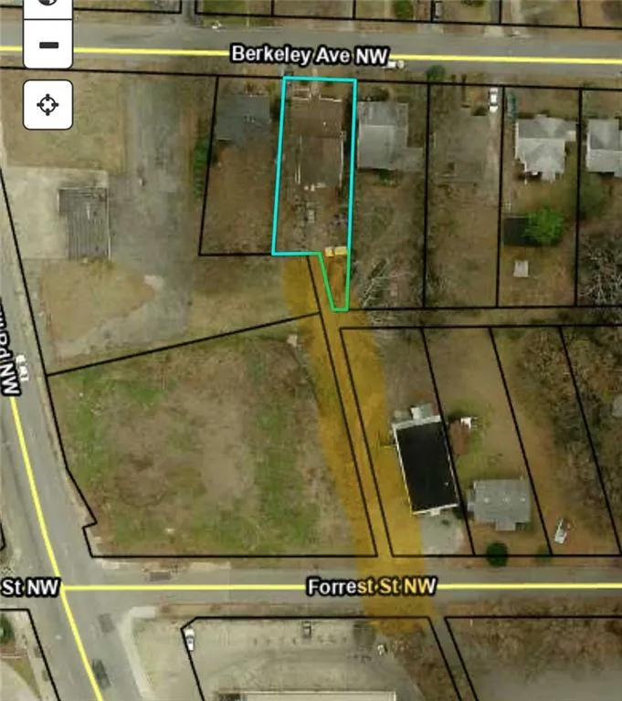 Map of property location featuring property parcel outlined